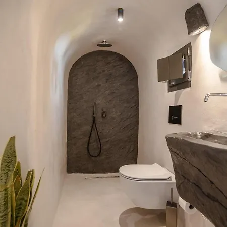 Apartment One Of One - Aether Oia (Santorini)